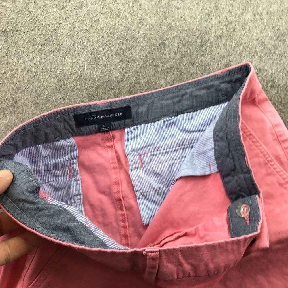Tommy Hilfiger Shorts Womens 12 Pink Chino Twill Flat Front 9 Inseam Casual